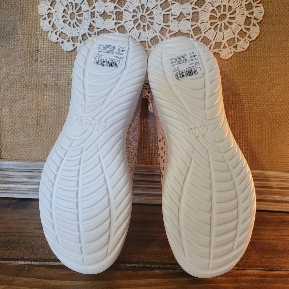 Clark's Nova Grove‎ Peach Slide on Sneakers Studs Women's Size 7 Wide NIB - Picture 3 of 9